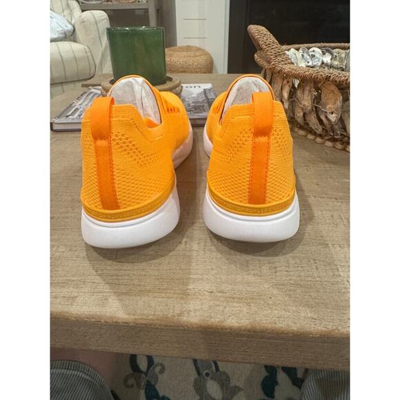 APL TechLoom Breeze Mango / Silver / White Size Womens 11 New in Box MSRP $220 - Picture 8 of 13
